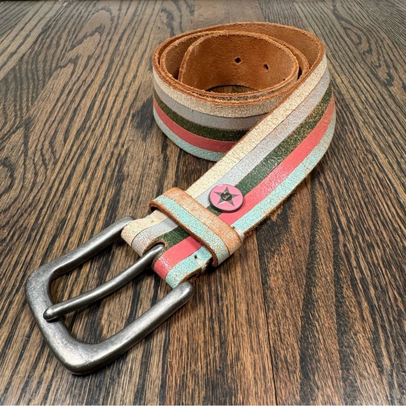 Fossil striped leather belt size medium - Picture 1 of 4